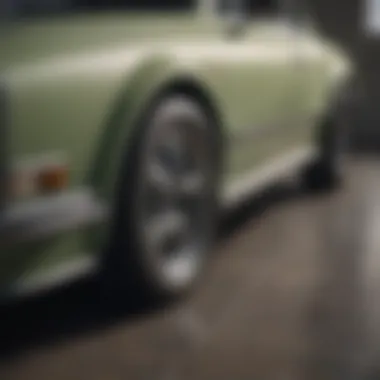 Comfort Features of Automotive Creepers A close-up view of the padded surface of a high-quality creeper.